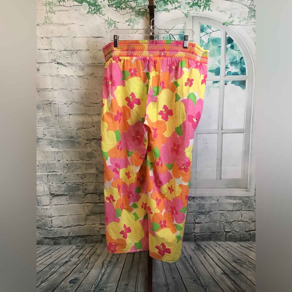 Lilly Pulitzer L - Picture 2 of 4